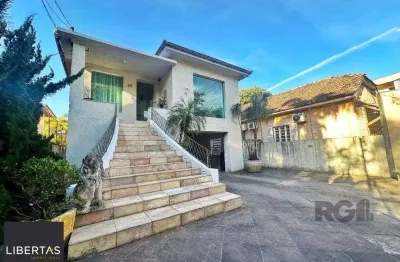 Casa comercial ou residencial com 14 vagas próxima á av. teresópolis