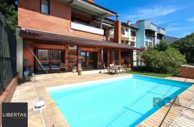 Casa com 4 dormitórios, sendo 1 suíte, com 2 vagas cobertas, no bairro nonoai, porto alegre, rs