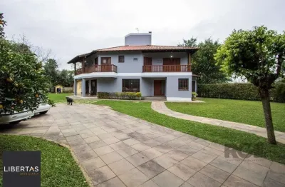 Sobrado com 6 suites, lareira, lavabo, pátio - bairro belém velho