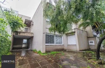 Casa com 5 quartos à venda na rua doutor guimarães rosa, 65, boa vista, porto alegre, 336 m2 por r$ 1.800.000