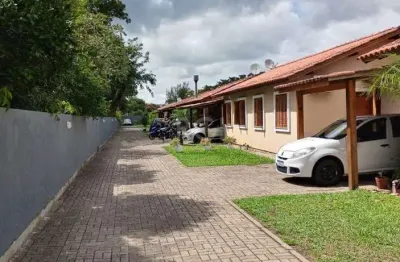 Casa em condomínio fechado com 2 quartos à venda na Rua das Espatódeas, 340, Ponta Grossa, Porto Alegre
