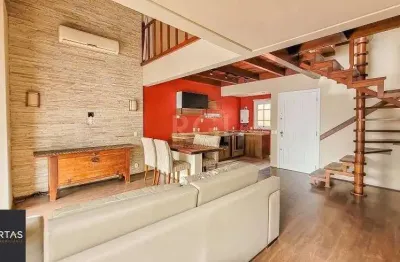 Apartamento 94m² - semi mobiliado, 2 dormitórios, 1 suíte, terraço e 2 vagas de garagem no moinhos de vento