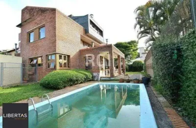 Casa para venda - 276m², 3 dormitórios, sendo 1 suites, 5 vagas - medianeira