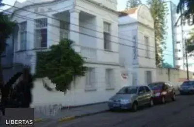 Casa com 5 quartos à venda na Avenida Venâncio Aires, 588, Farroupilha, Porto Alegre