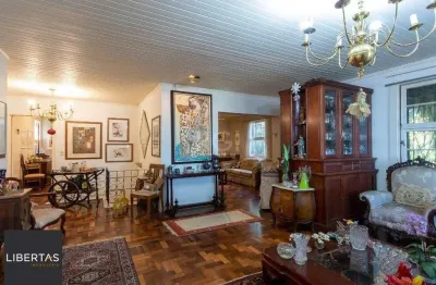 Casa para venda - 192m², 4 dormitórios, sendo 3 suites, 4 vagas - tristeza