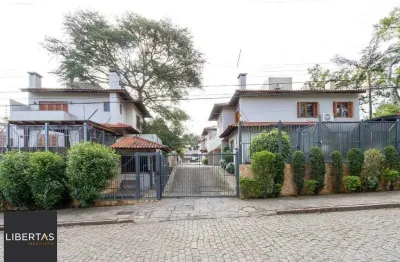 Casa em condomínio para venda com 4 dormitórios, sendo 1 suites e 4 vagas no bairro ipanema