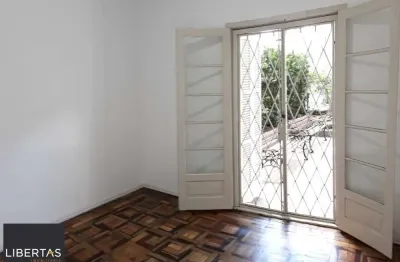 Vende-se apartamento térreo com 1 quarto, pátio privativo e 44 m² – Higienópolis