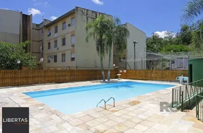 Apartamento com 02 quartos e 01 vaga escriturada e coberta, na av. antônio de carvalho