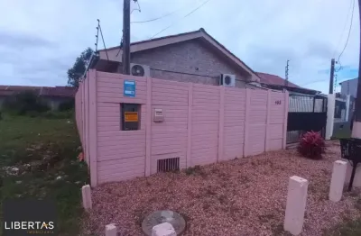 Casa com 2 quartos à venda na Rua Adalberto Garcia, 102, Hípica, Porto Alegre