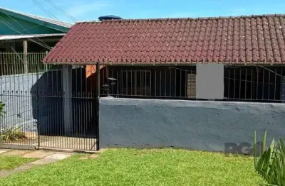 Casa 3 dormitórios, vaga de garagem, bairro vista alegre