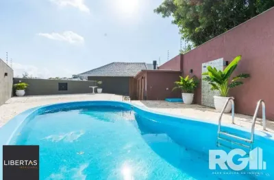 Casa com piscina, 3 dormitórios, 258m² privativos,  no jardim itu.