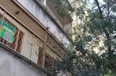 Apartamento com sacda, 2 quartos à venda na avenida desembargador andré da rocha, próximo lima e silva em porto alegre
