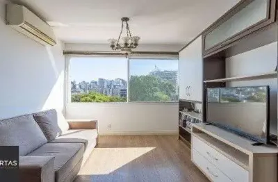 Vende-se apartamento com 2 quartos, 67 m², 2 vagas - petrópolis
