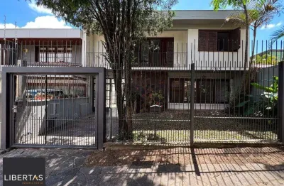 Casa/sobrado para comprar com 4 dormitórios no bairro  chácara das pedras.