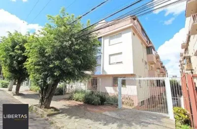 Cobertura com 2 dormitórios no bairro passo da areia