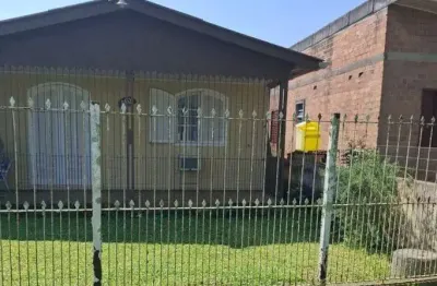 Casa com 2 quartos à venda na Estrada do Varejão, 680, Lami, Porto Alegre