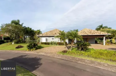 Casa em condomínio fechado com 4 quartos à venda na Avenida Juca Batista, 8000, Belém Novo, Porto Alegre