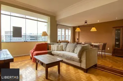 Apartamento 2 dormitórios, com linda vista, em frente ao hospital de clínicas