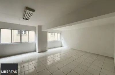 Venda de sala no centro histórico de porto alegre edifício formac