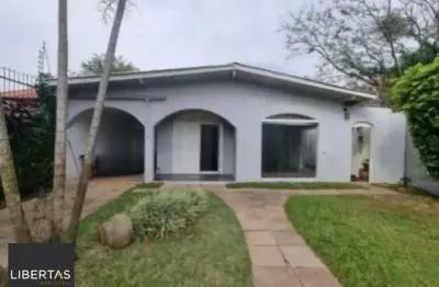 Casa 3 dormitórios com piscina à venda no guarujá – zona sul de porto alegre