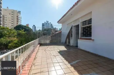 Casa com 3 quartos à venda na Rua Dário Pederneiras, 512, Petrópolis, Porto Alegre