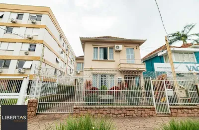 Casa com 4 quartos à venda na Rua Doutor Oscar Bittencourt, 318, Menino Deus, Porto Alegre