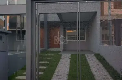Casa 3 dormitórios, sendo 1 suites, 2 vagas - guarujá, porto alegre rs