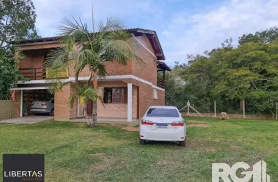 Casa com 2 quartos à venda na Beco da Vitória, 273, Boa Vista do Sul, Porto Alegre