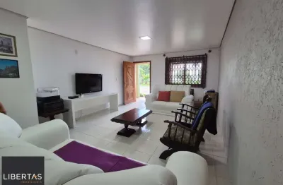 Casa em condomínio fechado com 3 quartos à venda na Avenida da Cavalhada, 6445, Cavalhada, Porto Alegre