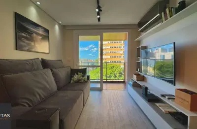 Apartamento mobiliado de 2 dormitórios no bairro petrópolis