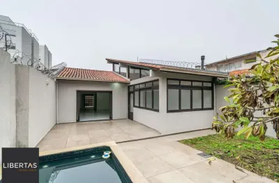Casa sobrado no bairro cristal de 3 dormitórios e 3 vagas