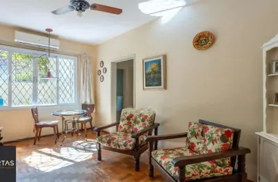 Apartamento térreo com pátio à venda no bom fim – 2 dormitórios e dependência
