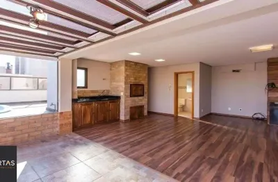 Cobertura 3 dormitórios, piscina, lareira, vista e 3 vagas no solarium lindóia