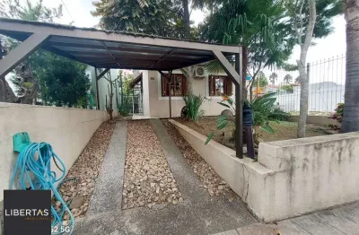 Casa com 2 quartos à venda na Rua Derocy Peres da Palma, 106, Lomba do Pinheiro, Porto Alegre