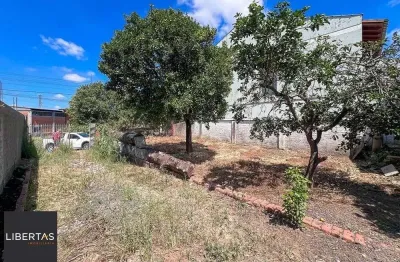Terreno à venda na Rua João Leivas de Carvalho, 582, São José, Canoas