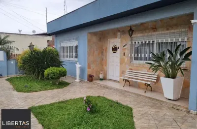Casa com 3 dormitórios, 1 suíte, área gourmet e estrutura para 2º piso – bairro residencial, próximo ao centro de alvorada.