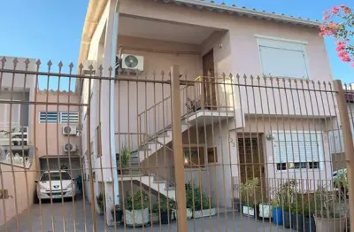Casa com 3 quartos à venda na Rua Edgar Fritz Muller, 123, Rio Branco, Canoas