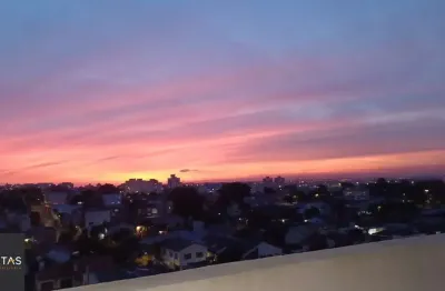 Cobertura com 3 quartos e 1 vaga de garagem na rua sadi castro.