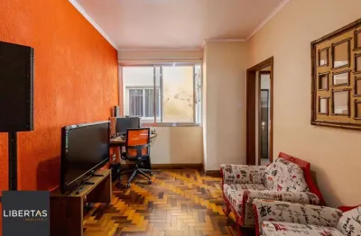 Apartamento de 02 dormitórios no bairro petropolis em porto alegre/rs.