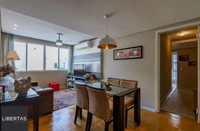 Apartamento de 2 dorm, 80m² privativos com vaga de garagem e elevador.