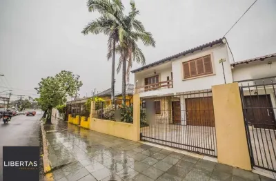 Casa de 4 dormitórios à venda no bairro santa tereza - porto alegre