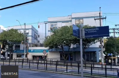 Apartamento com 3 quartos à venda na Avenida Clemenciano Barnasque, 70, Teresópolis, Porto Alegre