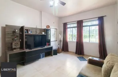 Casa com 4 dormitórios e 175m² à venda no bairro santa tereza