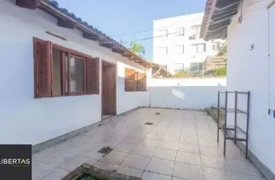 Casa no bairro jardim botânico de 4 dormitórios e 3 vagas