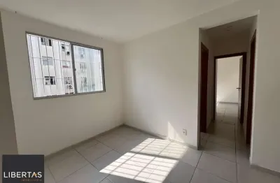 Apartamento térreo 2 quartos com 1 vaga e com piscina e infra completa