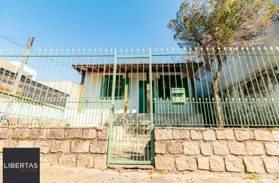 Casa com 3 quartos à venda na Travessa São Pedro, 123, Vila Ipiranga, Porto Alegre