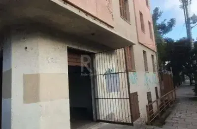 Loja depósito na esquina da salvador frança com jacob vontobel