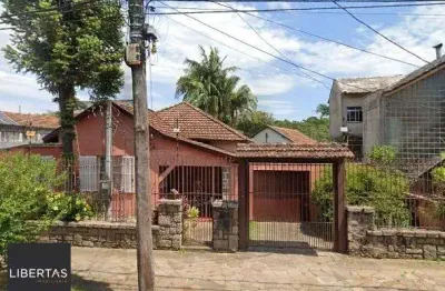 Casa de 03 dormitórios com suite à venda no bairro medianeira, porto alegre