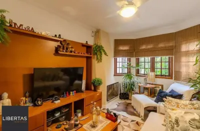 Casa em condomínio fechado com 3 quartos à venda na Rua Osório Mendes Ouriques, 332, Guarujá, Porto Alegre