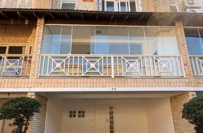 Casa em condomínio  03 dormitórios a venda na zona sul de porto alegre